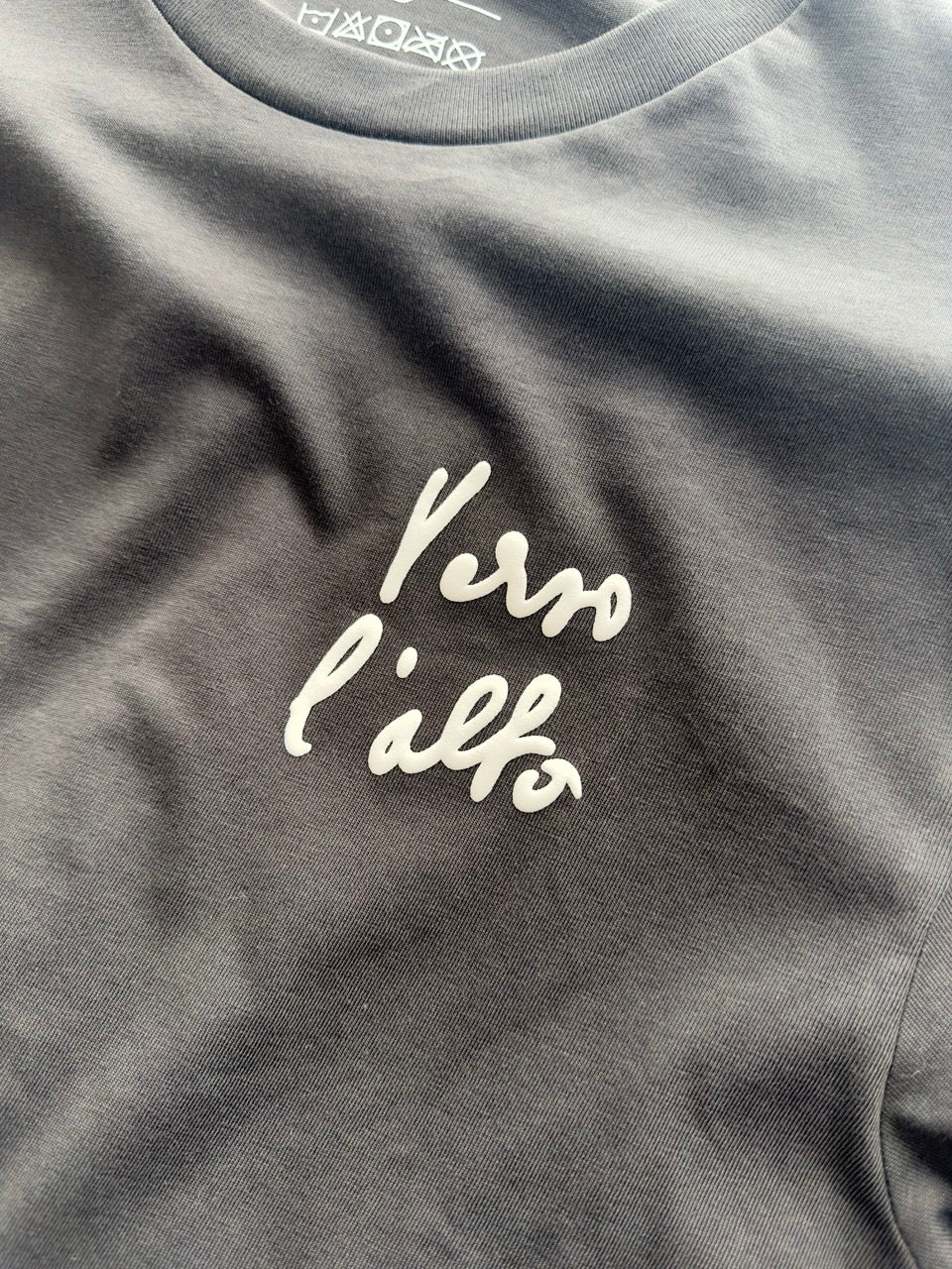 Verso L’Alto Premium Catholic T-Shirt – Pier Giorgio Frassati Signature Short Sleeve Tee